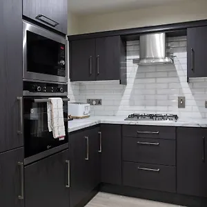 Luxury, Sleeps 6, Centre Belfast